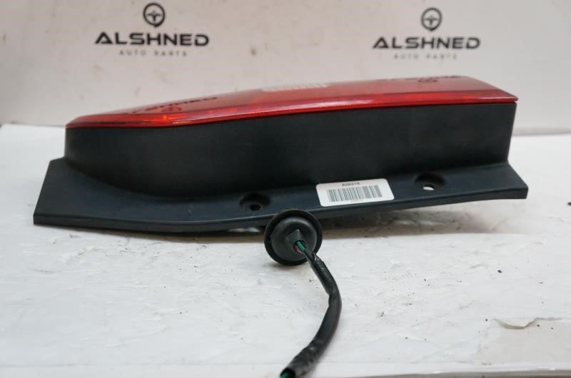 2010 Nissan Xterra Passenger Right Rear Upper Tail Light 26550-EA025 OEM - Alshned Auto Parts