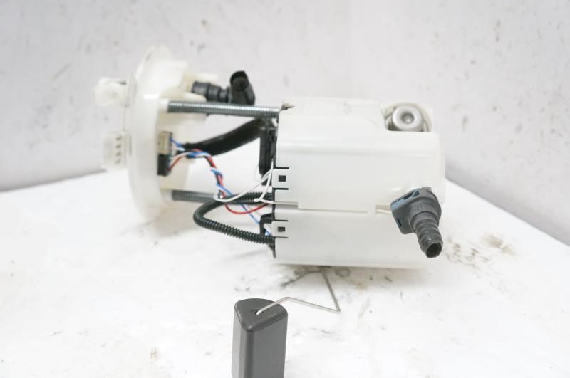 2015 Cadillac ATS Fuel Pump Assembly 13592913 OEM - Alshned Auto Parts