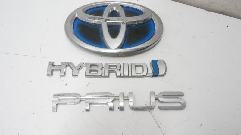 2016 Toyota Prius Tailgate Trunk Rear Emblem Logo Set 75403-48010 OEM - Alshned Auto Parts