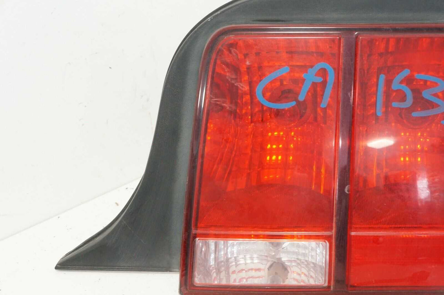 2005-2009 ford mustang passenger right tail light 6r3z13404ab oem - Alshned Auto Parts