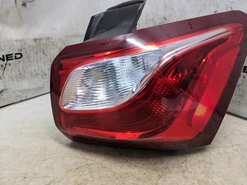 2018-2021 Chevrolet Equinox Rear Right Tail Light Stop Lamp w/o Led 84769836 OEM - Alshned Auto Parts