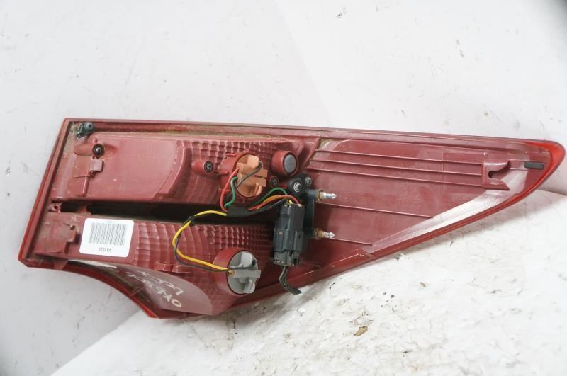 13-16 Hyundai Santa Fe Sport Driver Left Rear Tail Light 92401-4Z000 OEM - Alshned Auto Parts