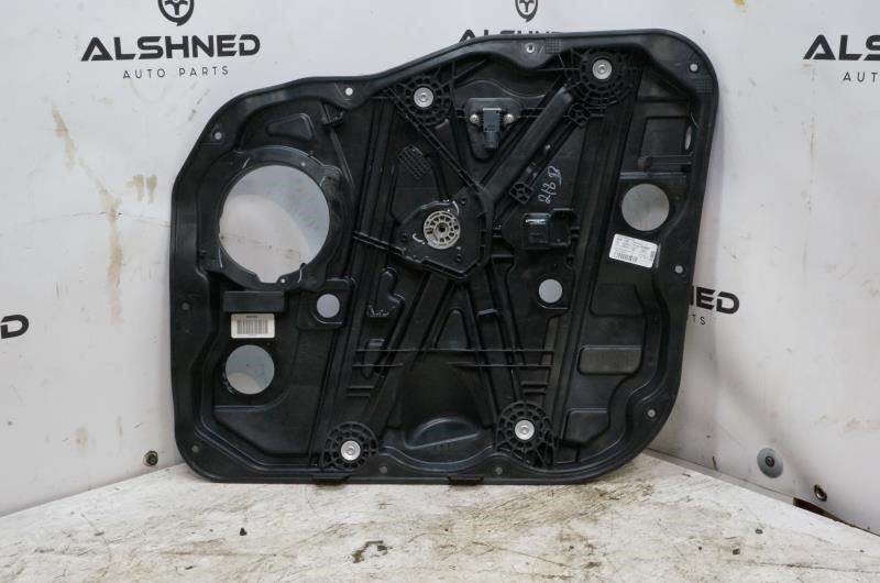 2021 Hyundai Santa Fe Passenger Right Front Interior Door Carrier 82481S2010 OEM Alshned Auto Parts