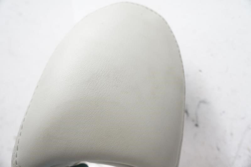 2008 Buick Enclave Front Left Right Headrest Gray Leather 25796537 OEM - Alshned Auto Parts