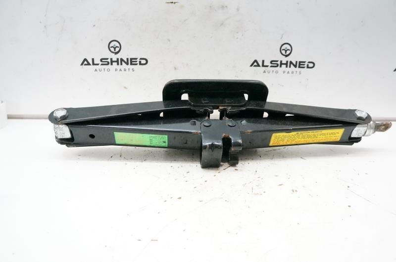 2014 Kia Sorento Lift Jack 091102P000 OEM - Alshned Auto Parts