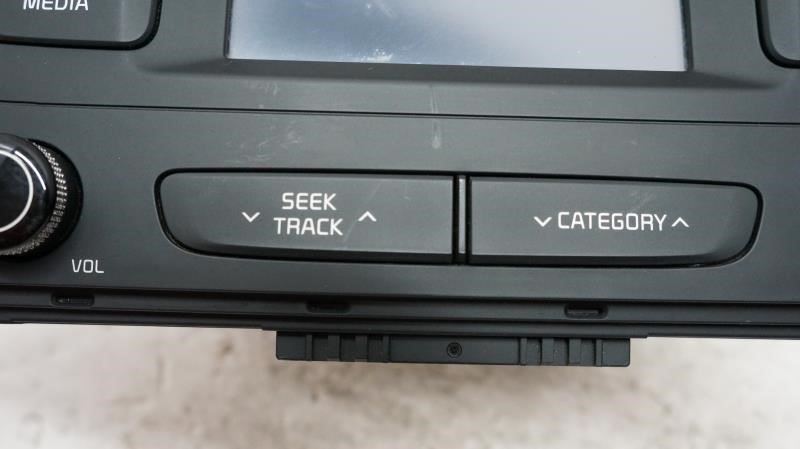 15-16 Kia Sedona AM/FM CD SAT Touch Screen Radio OEM 96160-A9000WAC - Alshned Auto Parts