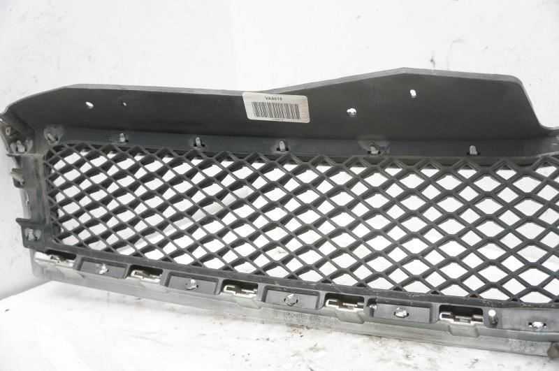 2009-2012 Chevrolet Traverse Upper Front Radiator Grille 15943196 Alshned Auto Parts