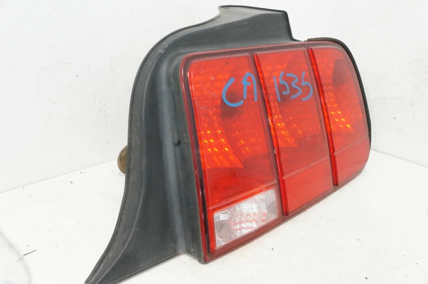 2005-2009 ford mustang passenger right tail light 6r3z13404ab oem - Alshned Auto Parts