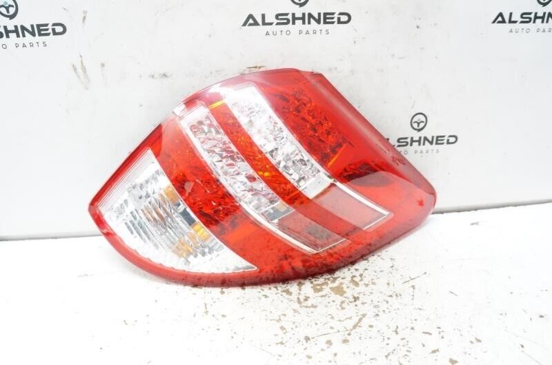 *READ* 2010 Toyota RAV4 Passenger Right Rear Tail Light 81551-42130 OEM - Alshned Auto Parts