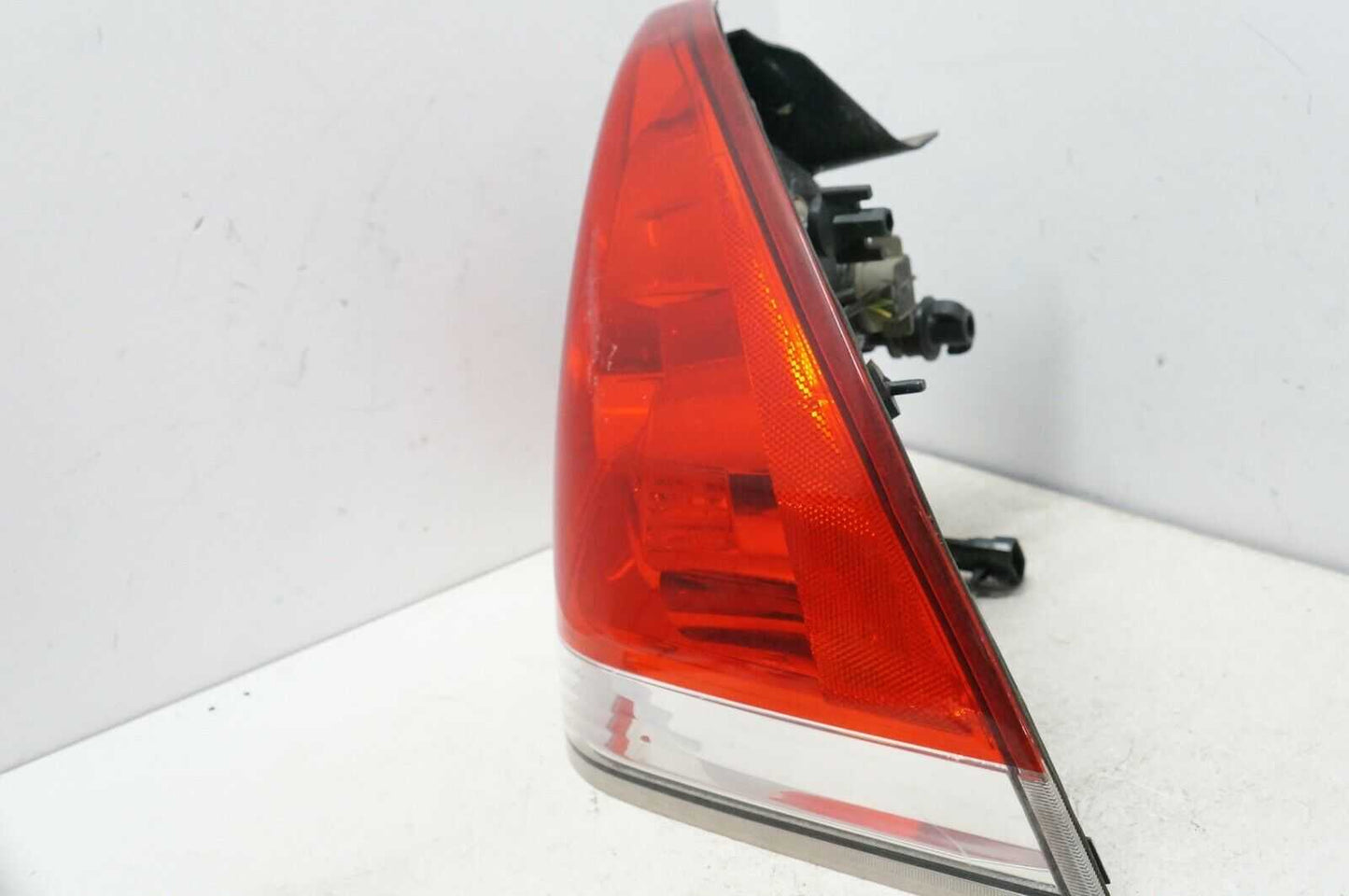 2006-2013 Chevrolet Impala Passenger Right Rear Tail Light 25971598 OEM - Alshned Auto Parts