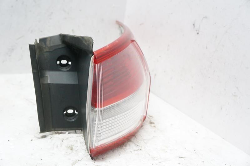 2013-2016 Ford Escape Passenger Right Rear Tail Light CJ5Z-13404-B OEM - Alshned Auto Parts