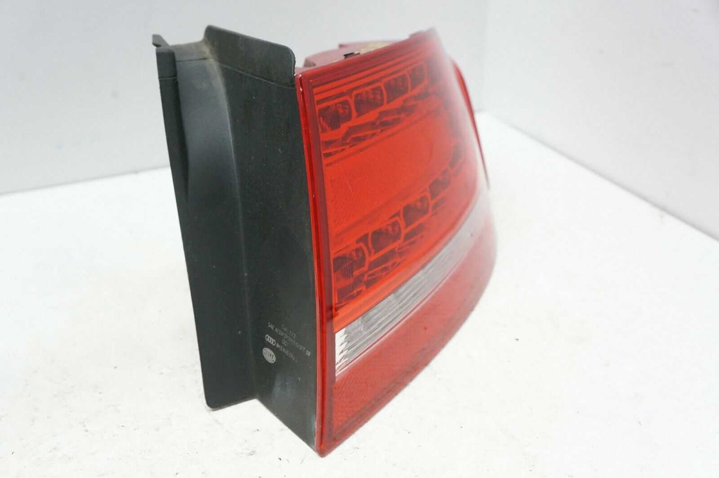 2009-2012 Audi A4 Right Passenger Side Rear Tail Light 8K5945095E OEM - Alshned Auto Parts