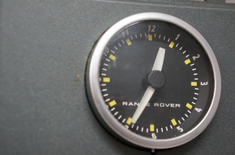 2006 Land Rover Range Rover Center Dash Clock  4020100-00 OEM - Alshned Auto Parts