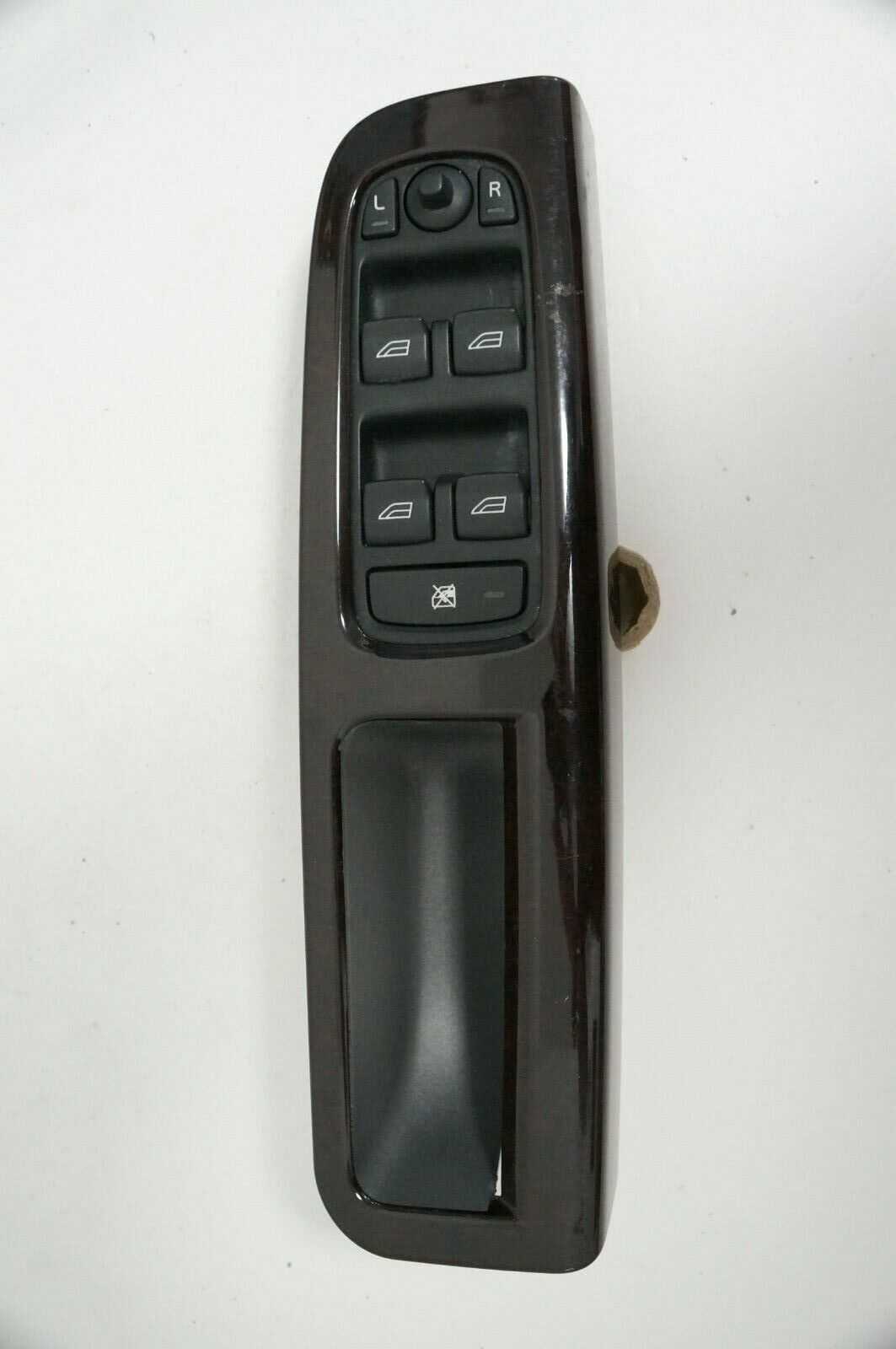 volvo s40 04 05 06  driver left side master power window switch 30710787 - Alshned Auto Parts