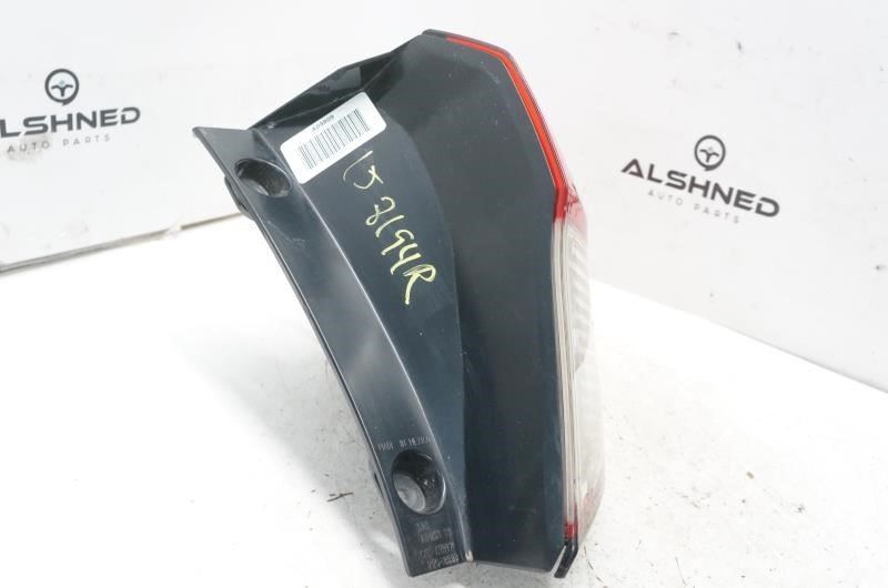 *READ* 19-20 Honda HR-V Passenger Right Side Tail Light Outer 33502-T7W-A31 OEM - Alshned Auto Parts