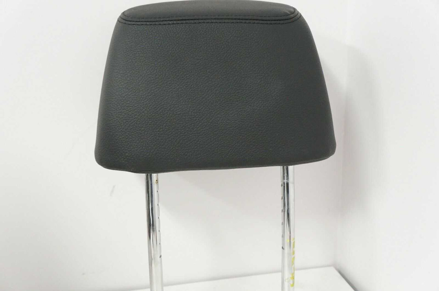 2013 -2015 BMW X1 Front Left Right HEADREST BLACK LEATHER 52-10-7-292-710 OEM Alshned Auto Parts