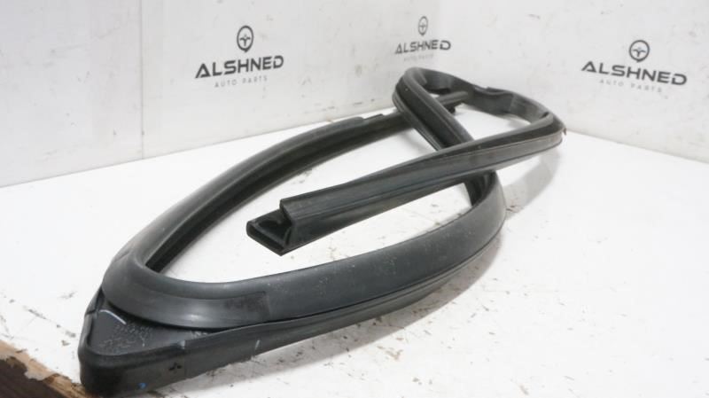 14 Dodge Ram 1500 Passenger RH Front Door Run Channel Weather Strip 55112366 OEM - Alshned Auto Parts