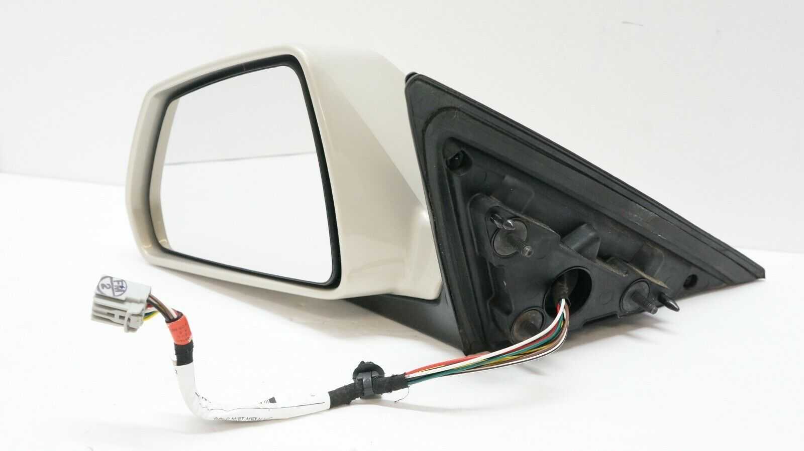 **READ** 08-10 Cadillac CTS Driver Left Outside Rearview Mirror OEM 25828085 - Alshned Auto Parts