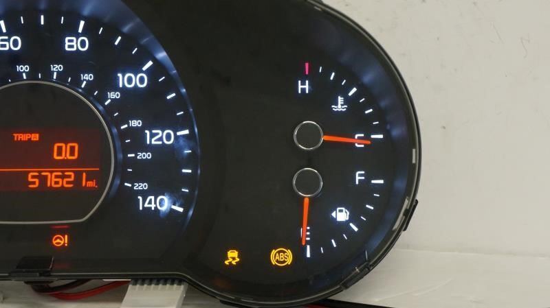 17-18 Kia Soul Speedometer Cluster Mileage 57,621 OEM 94006-B2720 - Alshned Auto Parts