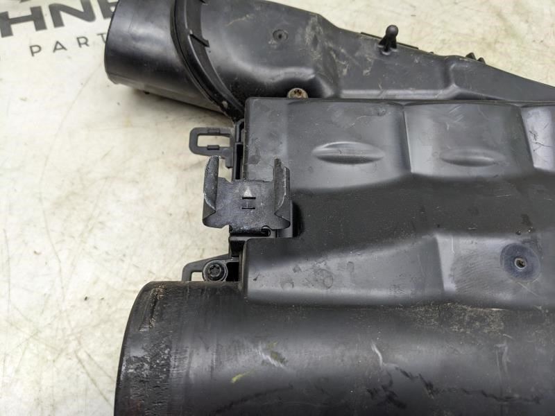 2013-14 Mercedes-Benz GL450 Right Air Cleaner Intake Box Assy 278-090-28-01 OEM - Alshned Auto Parts