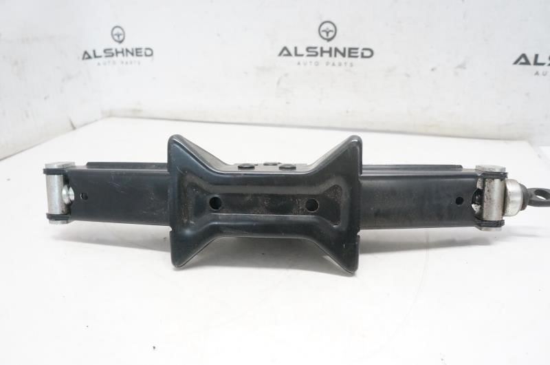 2009-2014 Hyundai Tucson Lift Jack 09110-2S100 OEM - Alshned Auto Parts