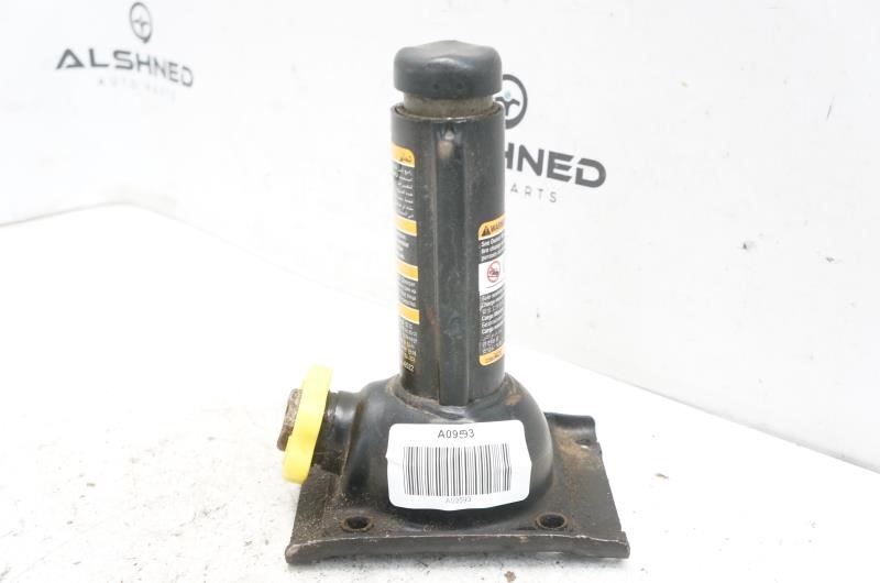 2014 Chevrolet Silverado 1500 Lift Jack Assembly 84811059 OEM - Alshned Auto Parts