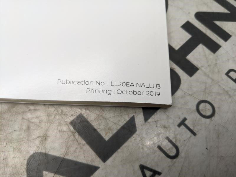 2020 Nissan Rogue Sport Quick Reference Guide set with Case WB20EA-NALLU4 OEM - Alshned Auto Parts