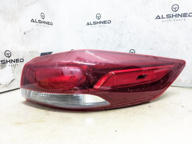 2017-2018 Hyundai Elantra Rear Right Side Tail Light Lamp 92402-F3000 OEM - Alshned Auto Parts