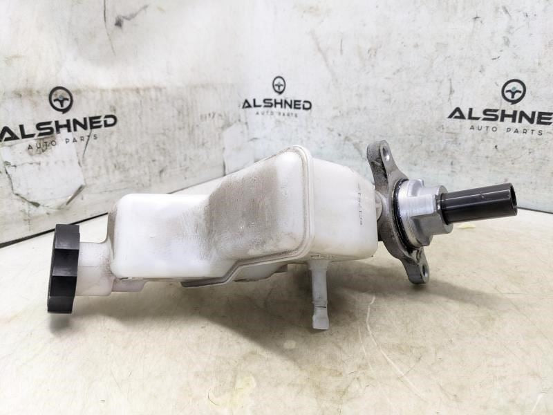 2015-2019 Hyundai Sonata Brake Master Cylinder & Reservoir 58510-C1200 OEM - Alshned Auto Parts