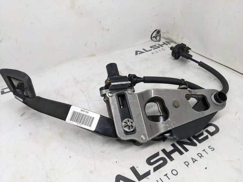 2013-2018 Ram 1500 Laramie Brake Pedal and Pad 52122405AD OEM - Alshned Auto Parts