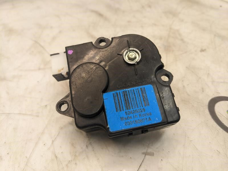 2016-2020 Toyota Tacoma HVAC Flap Servo Actuator Motor 52425029 OEM - Alshned Auto Parts