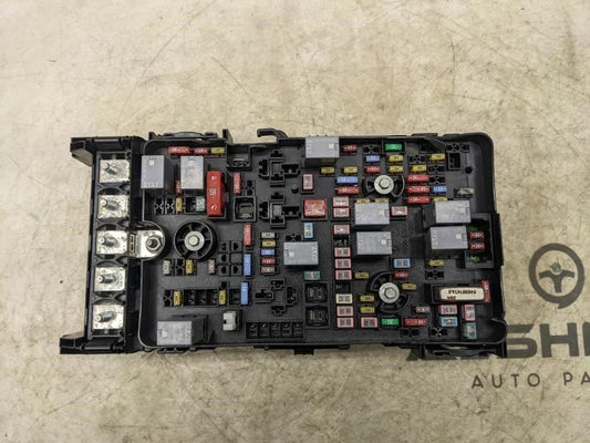 2016-2018 Jeep Cherokee Engine Relay Fuse Box 68264530AD OEM - Alshned Auto Parts