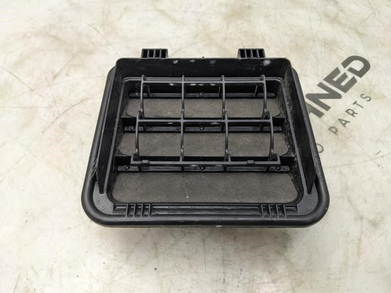 2017-2019 Hyundai Elantra Rear Right Quarter Panel Pressure Vent 97510-D3000 OEM - Alshned Auto Parts