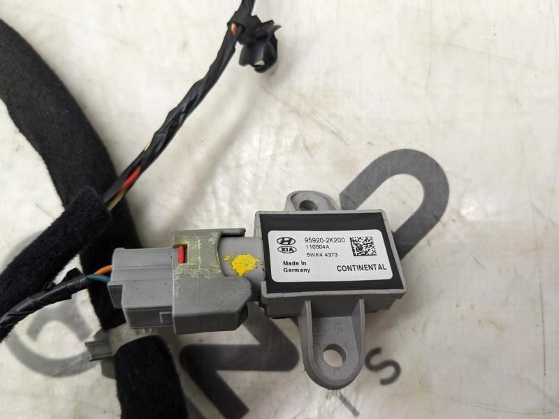 2010-2011 Kia Soul+ Front Right Door Wire Harness 91610-2K694 OEM