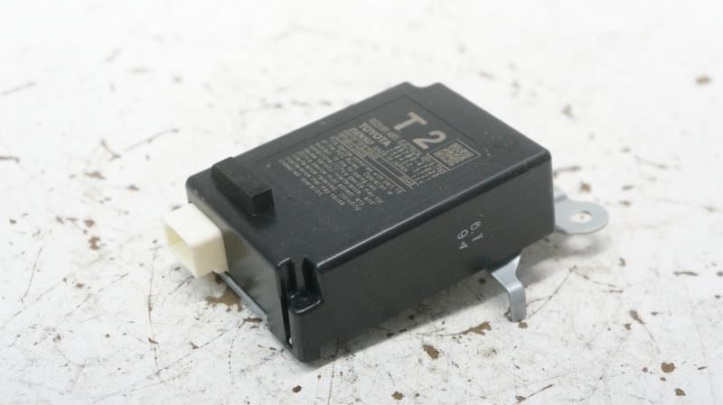 2016 Toyota Prius Keyless Entry Electrical Key Control Module 897B0-47020 OEM - Alshned Auto Parts