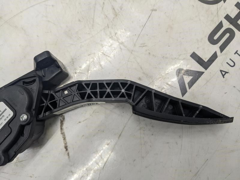 2017-2019 GMC Canyon 8 spd trans Accelerator Gas Pedal 84317851 OEM - Alshned Auto Parts