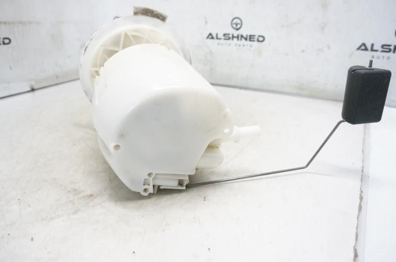 2012-2018 Jeep Wrangler  Fuel Pump Assembly 68059559AA OEM - Alshned Auto Parts