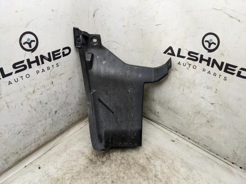 2016-2018 Toyota Prius Rear Right Bumper Seal 52591-47050 OEM - Alshned Auto Parts