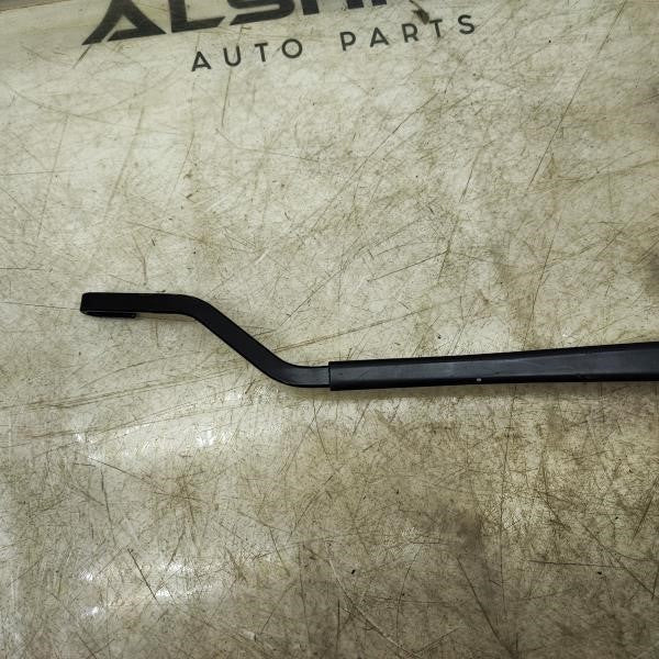 2019-2023 Cadillac XT4 Front Right Windshield Wiper Arm 84273579 OEM - Alshned Auto Parts