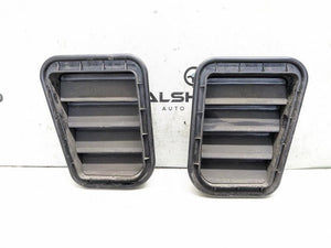 15-19 Hyundai Sonata Quarter Panel Pressure Vent Set 97510-2F300 97510-17200 OEM