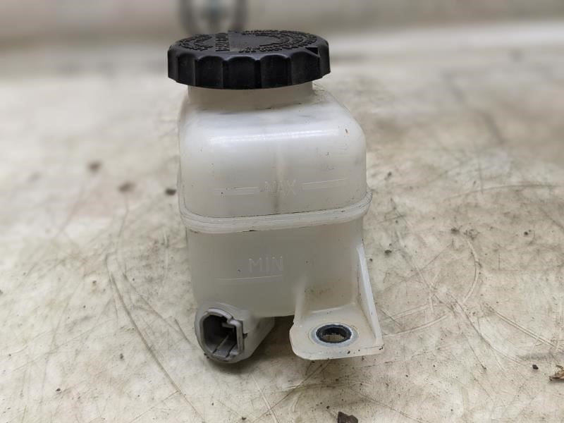 2007-2009 Lexus RX350 Brake Master Cylinder Fluid Reservoir 132311-40330 OEM - Alshned Auto Parts