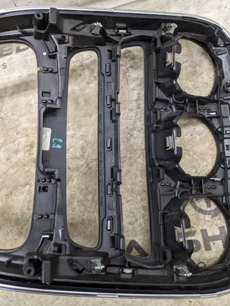 2017-2019 Mercedes GLC300 Center Panel Cover Molding  2536805802 *ReaD* - Alshned Auto Parts