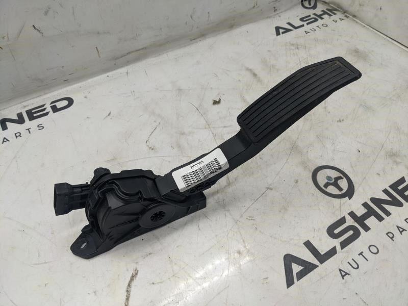 2017-2019 GMC Canyon 8 spd trans Accelerator Gas Pedal 84317851 OEM - Alshned Auto Parts