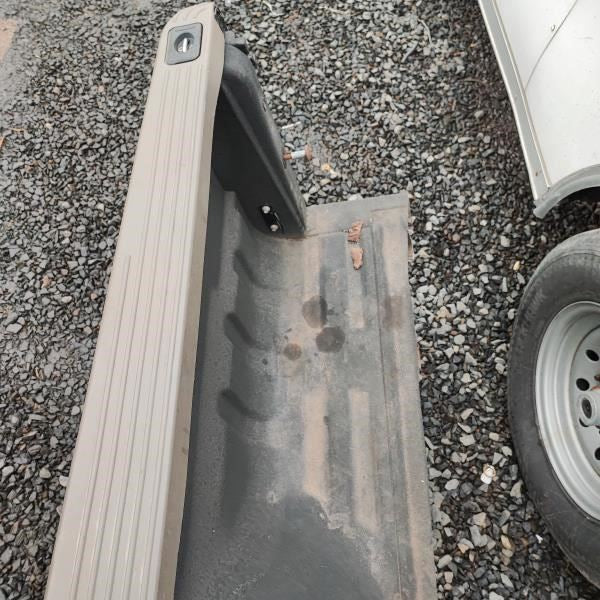 2011-16 Ford F250 350 SD RH Truck Bed Side Panel 6 3/4 ft Box BC3Z-9927840-A OEM - Alshned Auto Parts