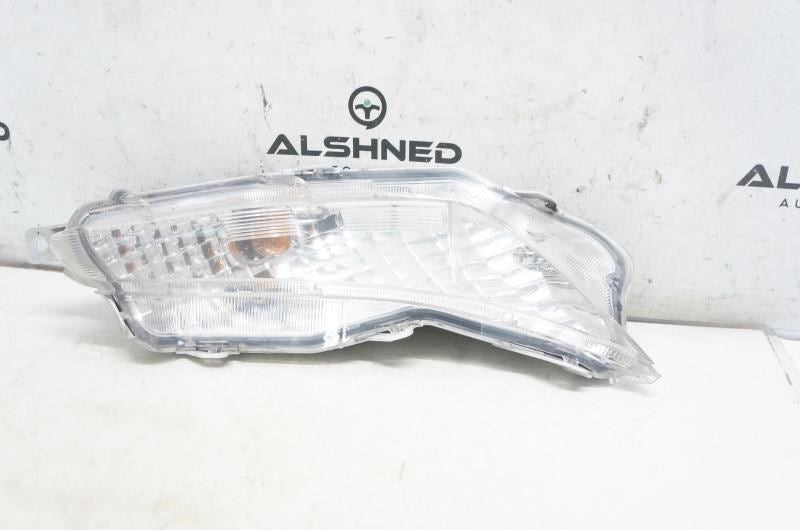 2015-2017 Toyota Camry Passenger Right Front Turn Light 81510-06050 OEM - Alshned Auto Parts