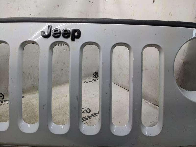 2009-2018 Jeep Wrangler Front Radiator Grille 68046306AC OEM *ReaD* - Alshned Auto Parts