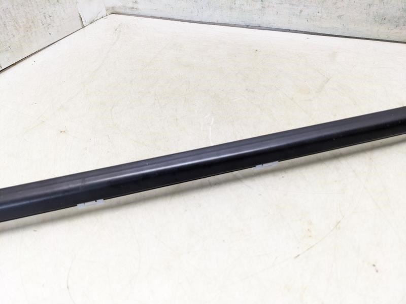 2017-2018 Hyundai Elantra Front Left Outside Belt Molding 82210-F2000 OEM - Alshned Auto Parts