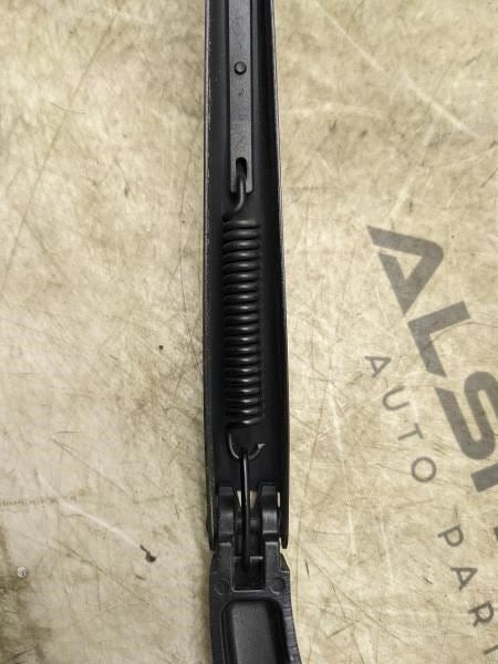 12-20 Chrysler Town & Country Front Left Windshield Wiper Arm 68160179AA OEM - Alshned Auto Parts