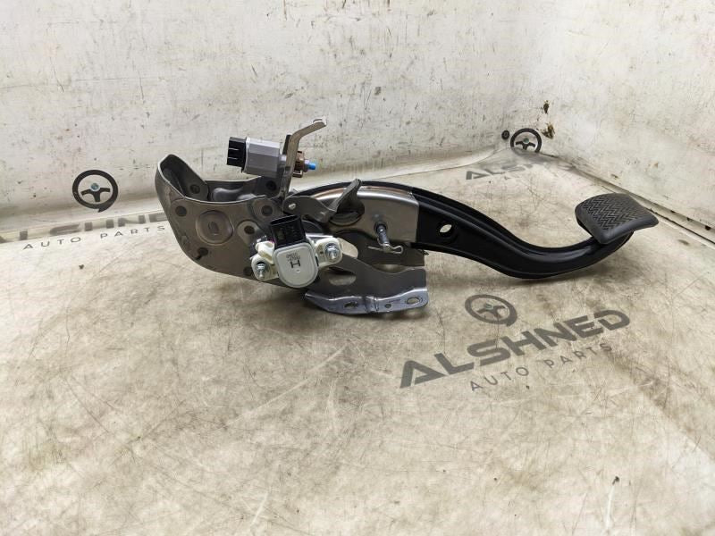 2016-2022 Toyota Prius Brake Pedal 47110-47060 OEM - Alshned Auto Parts