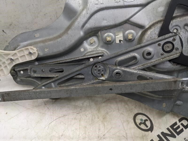 2011-13 Kia Soul+ FR RH Door Window Regulator w/o Motor 82402-2K001 OEM *ReaD* - Alshned Auto Parts